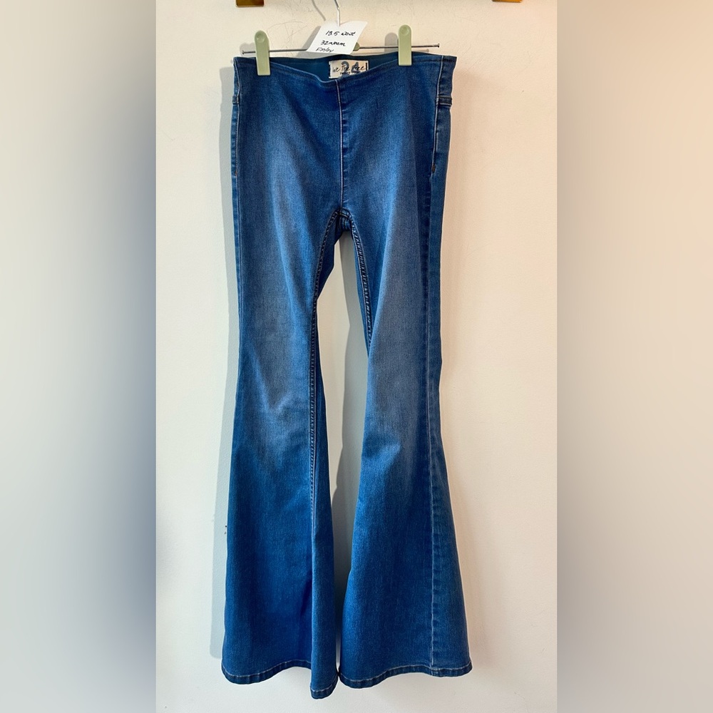 Free People Jayde Flare Jeans, 13” Waist, Medium Wash Denim - Picture 2 of 8